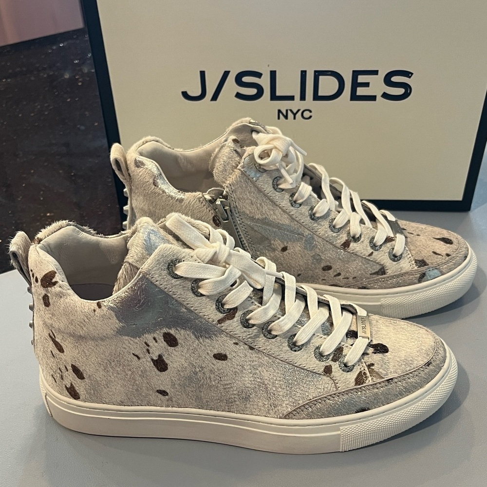 J/Slide Women's Sneakers - Pony , Off White, Silver and Brown - Size 7